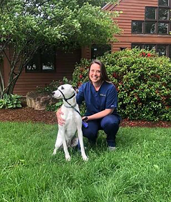 Dr. Karinda Elliott, DVM